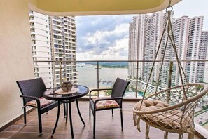 Room - Danga Bay Country Garden by RR JBcity (Johor Bahru)