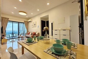 Room - Danga Bay Country Garden by RR JBcity (Johor Bahru)