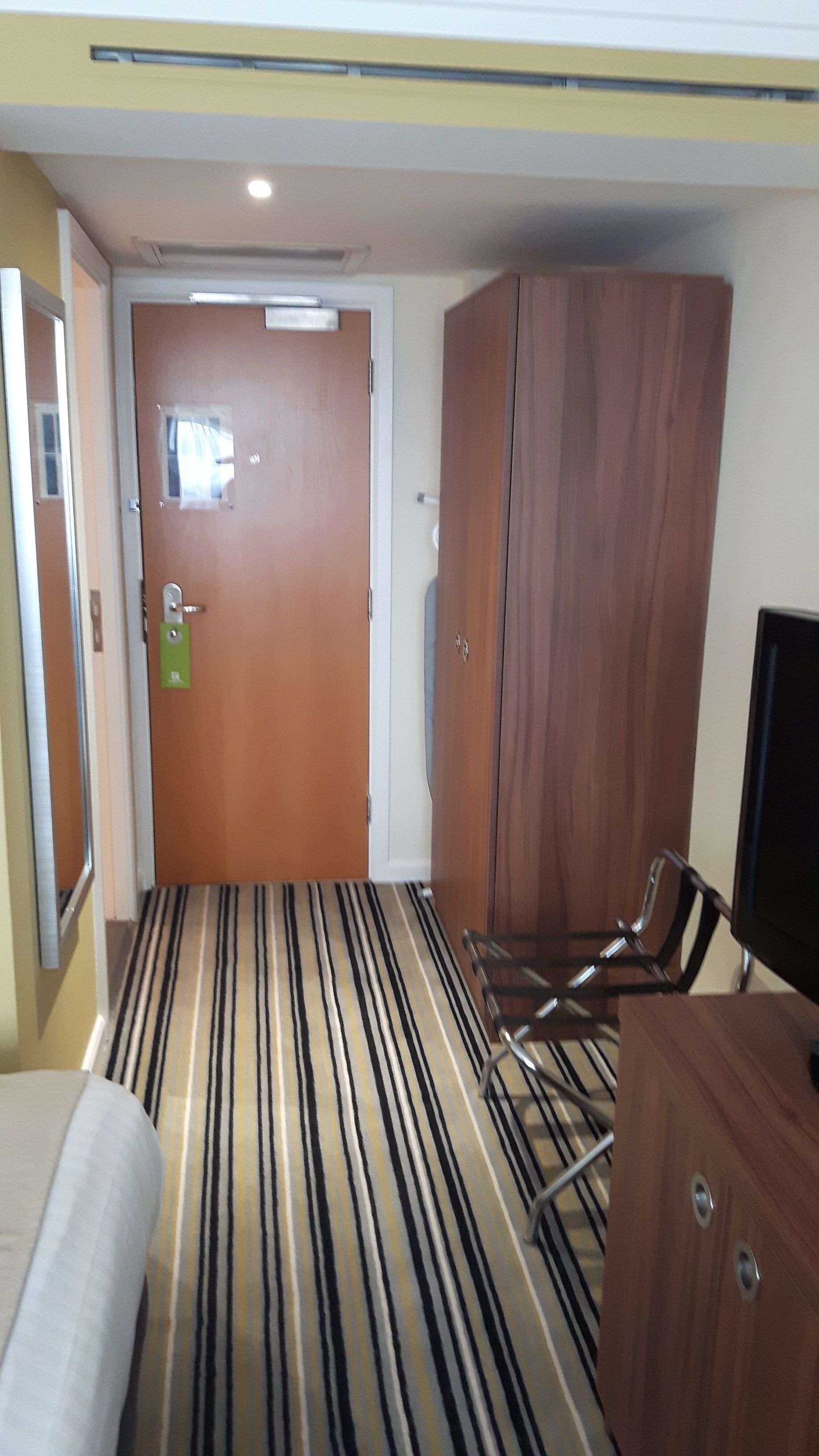 Cots/infant beds