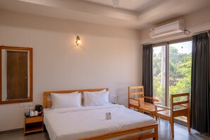Deluxe Double Room - Daksh The Nirvana Retreat - (Waghoriya)