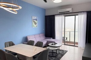 Living area - Bella Vista Silverscape Seaview Homestay (Melaka)