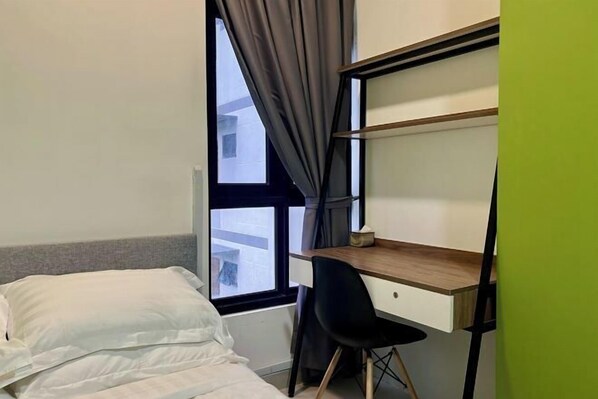 Room - Entire Unit & 2BR Near Legoland (Iskandar Puteri)