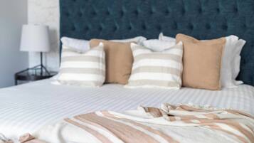 1 bedroom, iron/ironing board, travel crib, WiFi