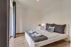 Cribs/infant beds - GreenApartments (Chorzow)