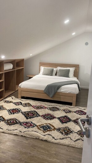 1 chambre, fer et planche à repasser, Wi-Fi, literie fournie