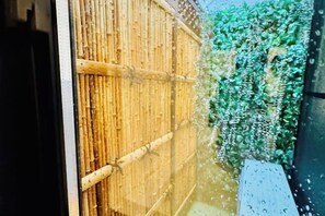 星評価なしの画像、2 / 16、ボタン