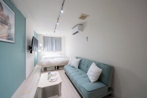 Room - RENTO IKEBUKURO (Tokyo)