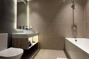 Cribs/infant beds - May Seven Hotel and Suites (Ulaanbaatar)