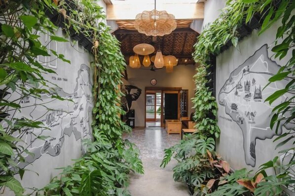 Interior - INNCA Exotic Inn Semarang (Semarang)