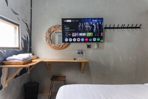 Premium Room | Free WiFi - INNCA Exotic Inn Semarang (Semarang)