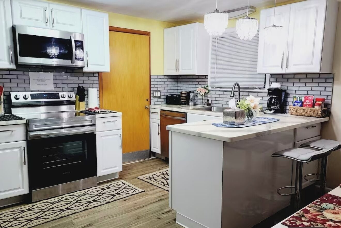 電子レンジ、オーブン、コンロ、食器洗い機