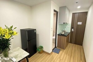 Room - Era Apartment Trung Liet (Hanoi)