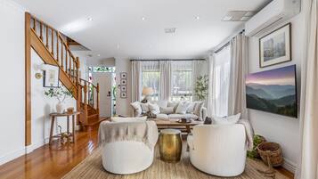 Apartment | Living room