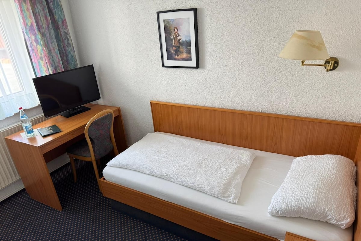 Quarto solteiro standard | Wi-Fi de cortesia
