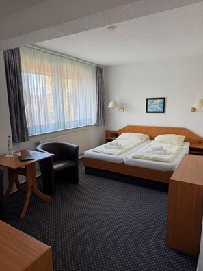 スタンダード ダブルルーム | WiFi (無料)