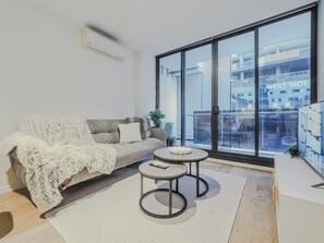 تلفزيون، مكتب