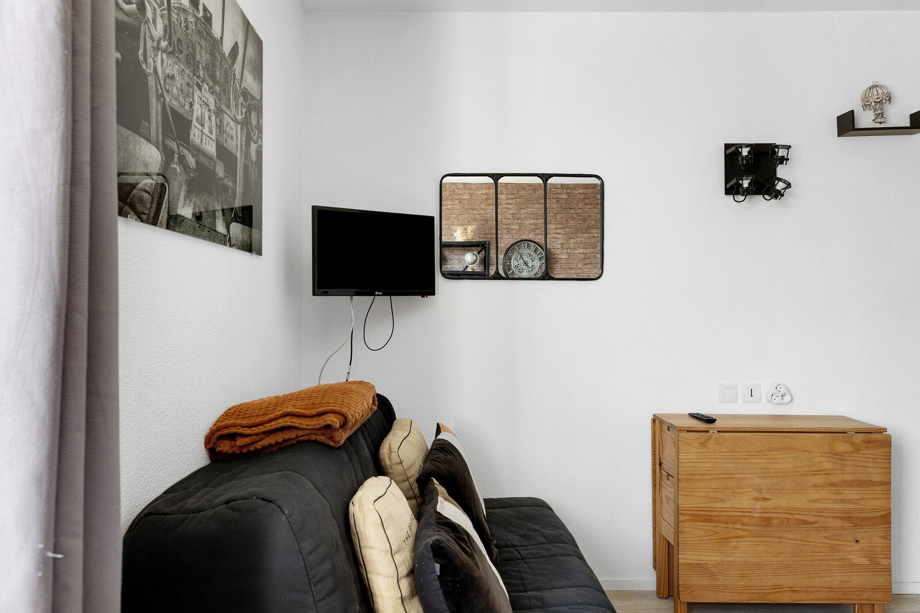 TV