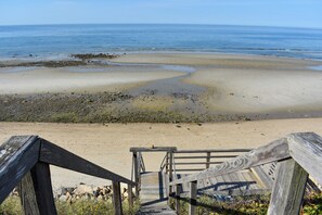 On the beach - Rustic Oceanfront Retreat with Private Beach and Expansive Deck (Dennis)