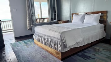 Superior Double Room, Balcony, Sea View | Minibar, in-room safe, blackout curtains, soundproofing