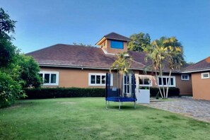 Unclassified image, 2 of 14, button - The Pool House Pattaya No.2- 5 bedroom (Pattaya)