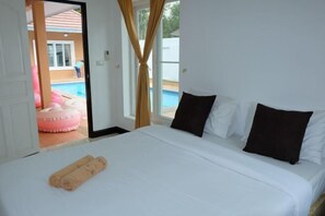 Room - The Pool House Pattaya No.2- 5 bedroom (Pattaya)