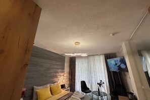 Room - Mi Casa Hotel Skopje (Skopje)