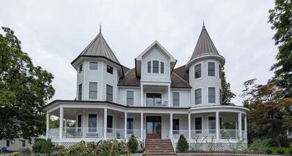 Parkway House Goshen Bed & Breakfast Suite #4