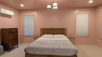 Desk, iron/ironing board, travel crib, free WiFi