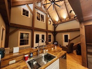 Mikrobølgeovn, ovn, kogeplade, opvaskemaskine