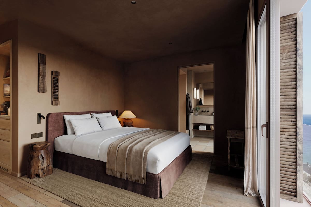 In-room safe, blackout drapes, iron/ironing board, free WiFi