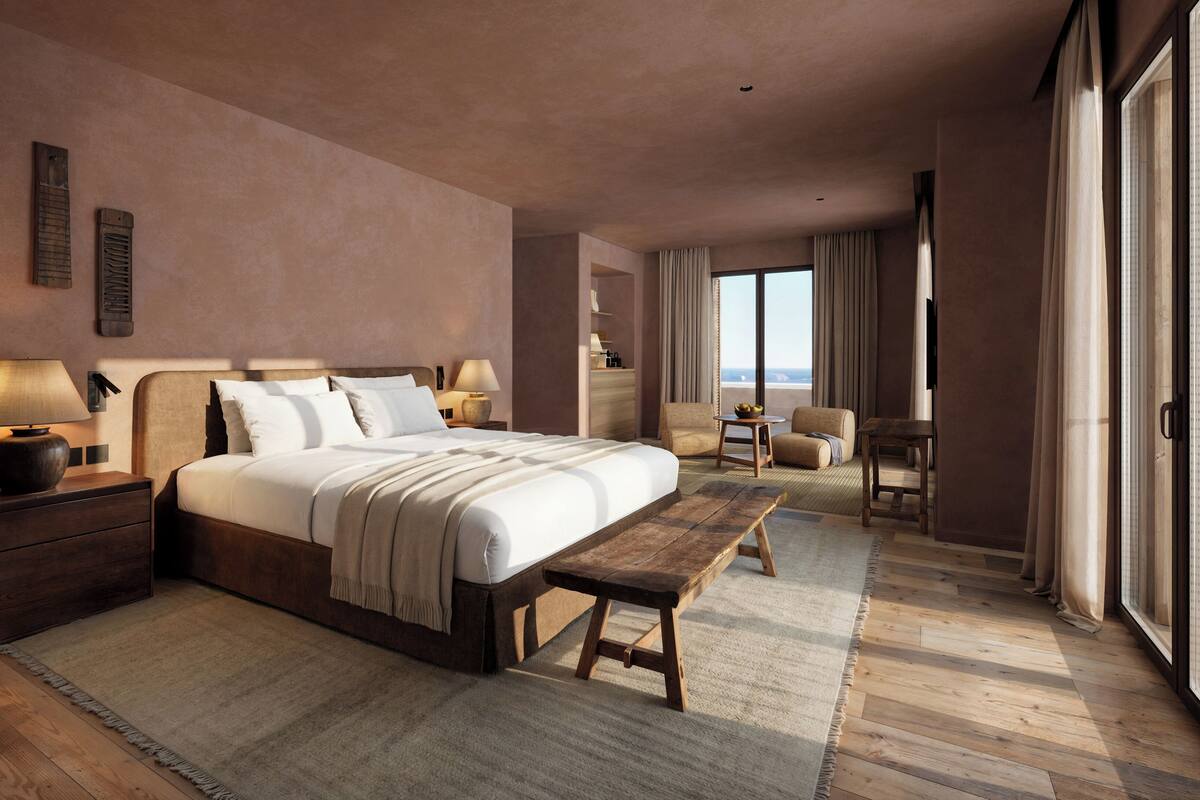 Suite, Balcony, Partial Lake View | In-room safe, blackout drapes, iron/ironing board, free WiFi