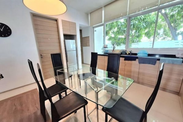 Dining - Baan Beach Town 3 Cha-am Pool Villa (Cha-am)