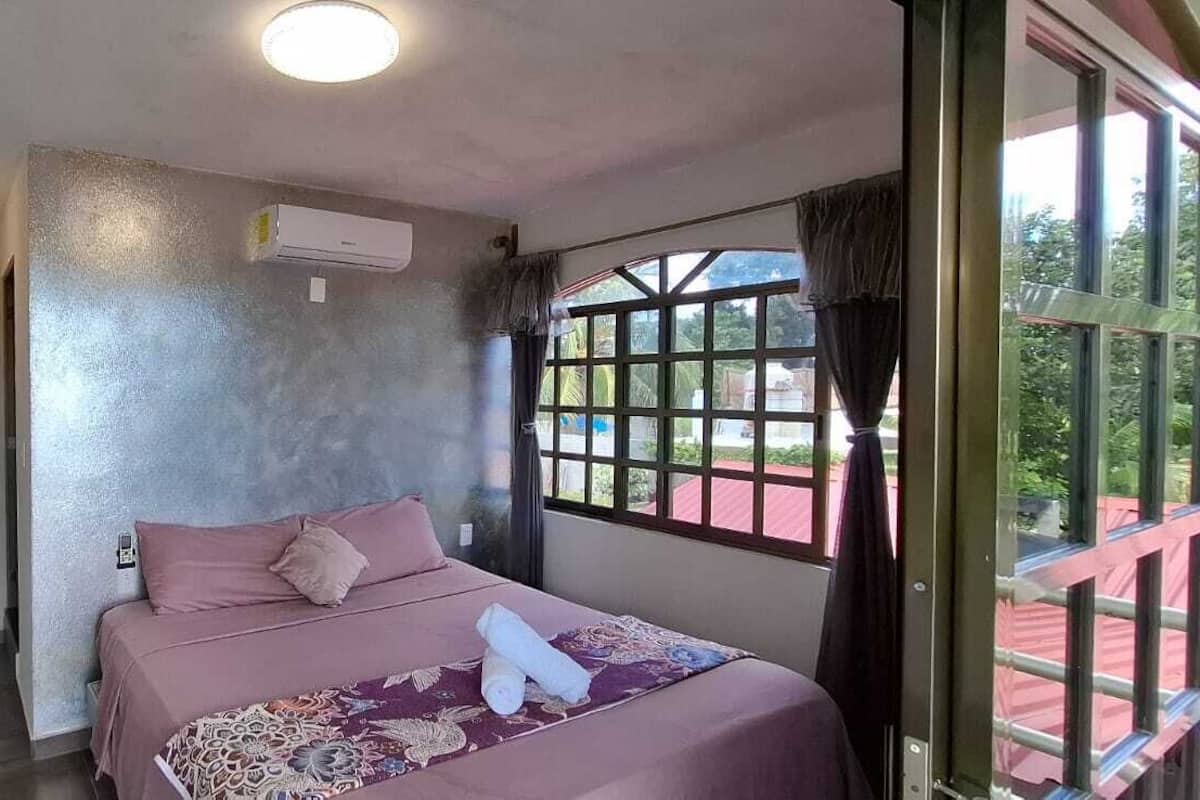 Habitación estándar, vistas a la laguna | Wifi gratis y ropa de cama
