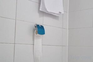 Bathroom - Lauren House (Daegu)