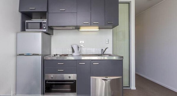 Private kitchen - Volt Apartment (Auckland)