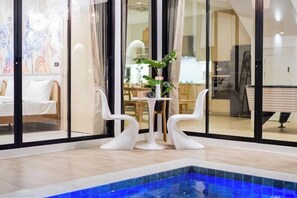 Indoor pool - Eva PoolVilla Pattaya Bang Saray Beach 1 km. (Sattahip)
