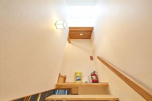 Besorolás nélküli kép, 3. 17 közül, gomb