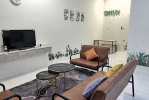In-room safe, iron/ironing board - Forget-Me-Not Pangkor Homestay 70 (Pangkor)
