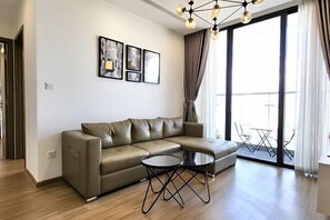 Room - Nanahousing-Vinhomes Skylake Luxury Apartments (Hanoi)