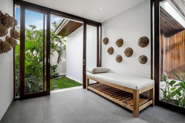 Unclassified image, 1 of 29, button - Villa Pool Bar by BaliSuperHost (Bali)
