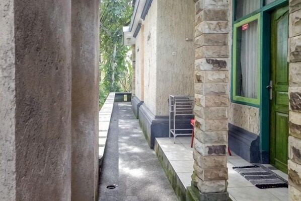 Interior - Daton House Near Bali Zoo Ubud Mitra RedDoorz (Bali)
