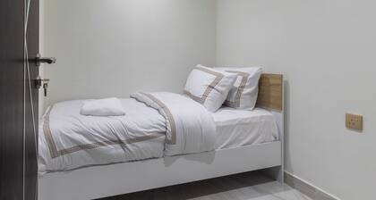 Chic 3BR wPrivate Pool by Simply Comfort