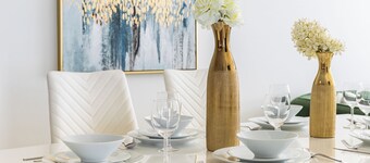 Chic 3BR wPrivate Pool by Simply Comfort