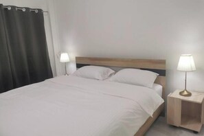 Room - Chan Chun Home (Thap Sakae)