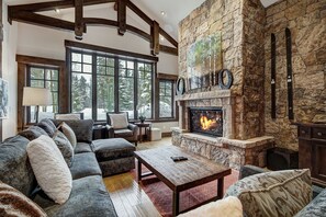 Smart TV, ping pong - Breckenridge 32 - Four Bedroom Villa, Sleeps 10 (Breckenridge)