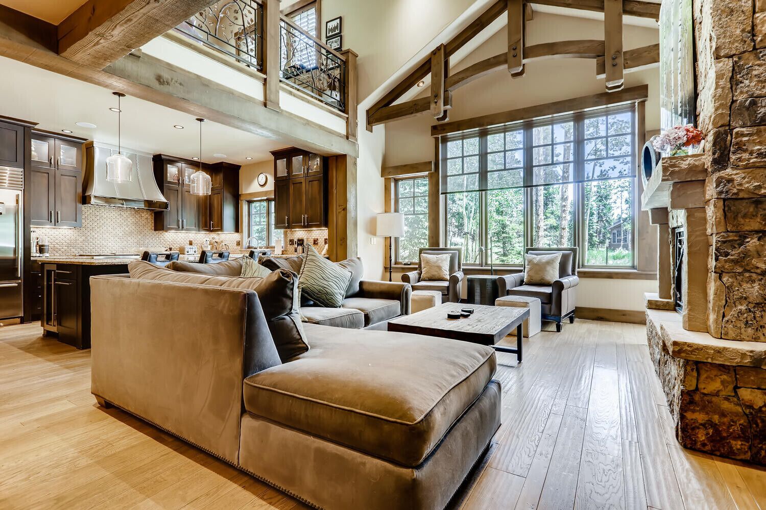 Älytelevisio, pöytätennispöytä