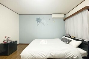 Room - Nakano5chome-102 (Tokyo)