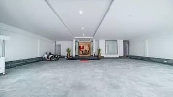 Self-parking (surcharge)