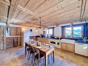 Fridge, microwave, oven, dishwasher - Ferme du Bouchet - 12 pers - Les Gets (Les Gets)