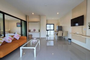 Cribs/infant beds - STAYHERE@AIRPORT SERVICE APARTMENT (Phuket)